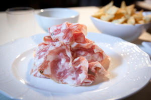 Salame di pancetta e gnocco fritto